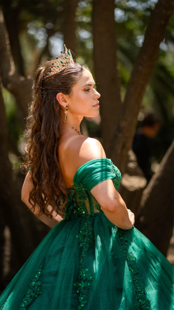 Vestido de 15 años verde largo